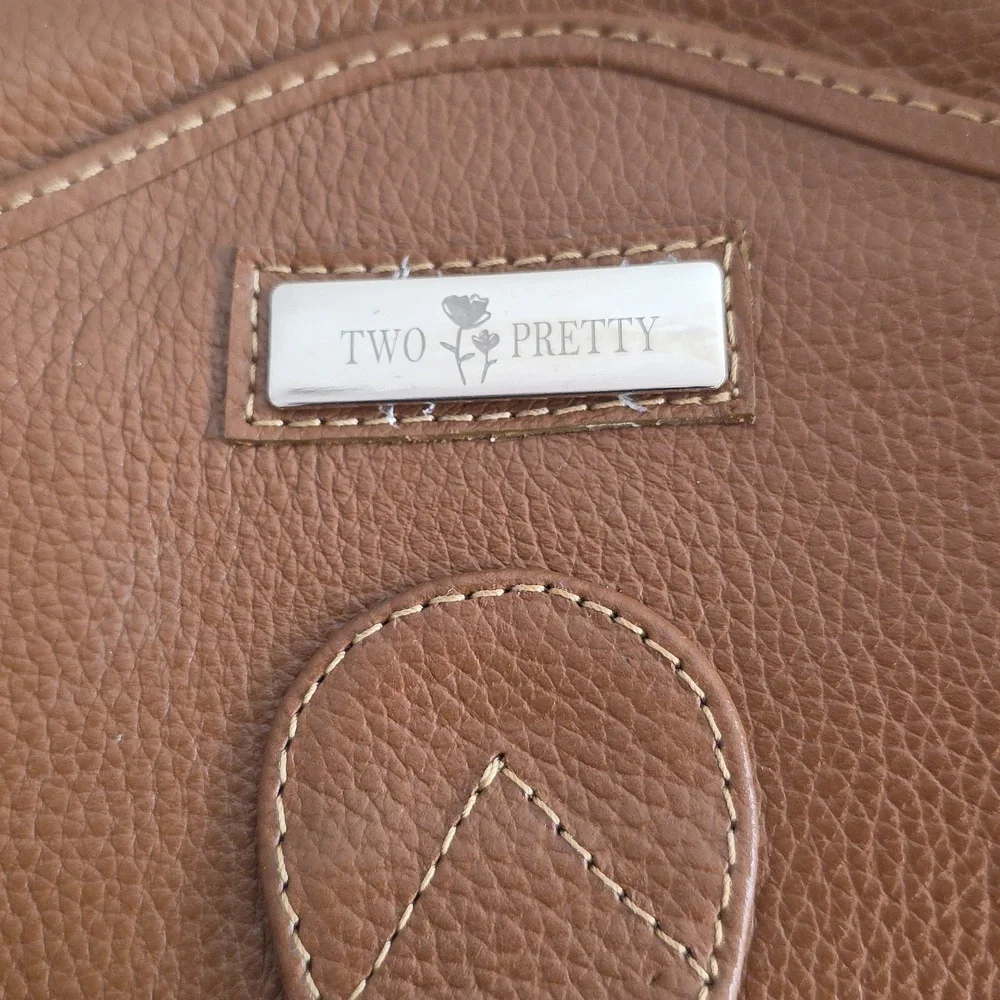 Two Pretty | Full Grain Leather Convertible Backpack - Picture 4 of 17